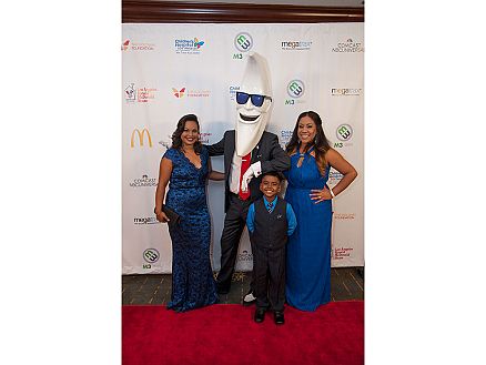 Red Carpet from 2016 Mac Tonight Gala