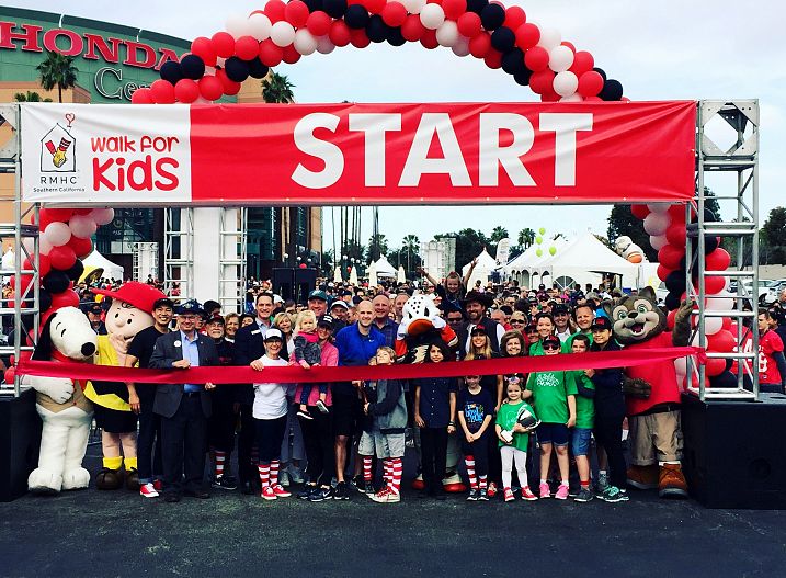 2018 Walk for Kids Start Line